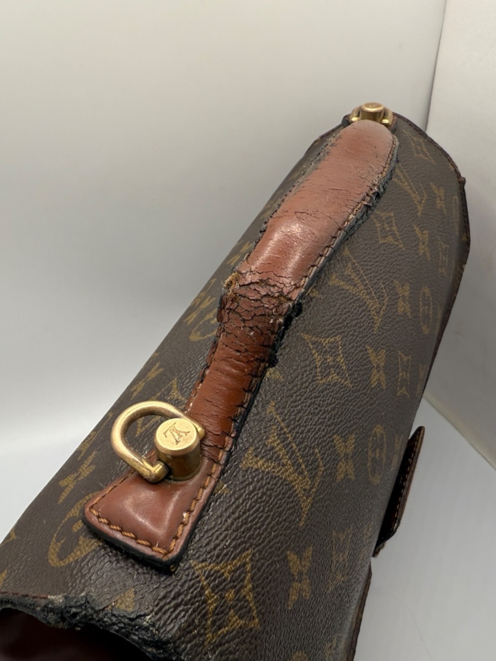 LOUIS VUITTON MONCEAU MONOGRAM BAG! - Picture 6 of 17
